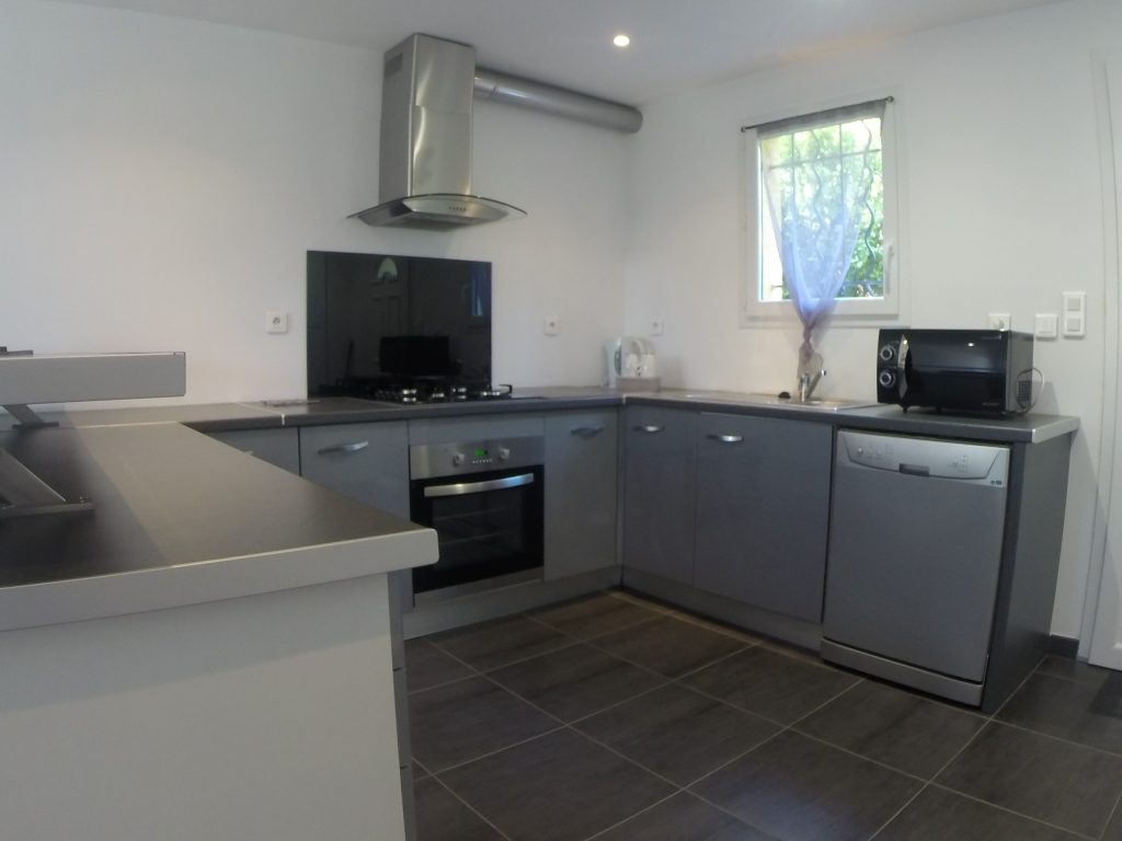 Photo qui représente la cuisine équipée de Mèrula